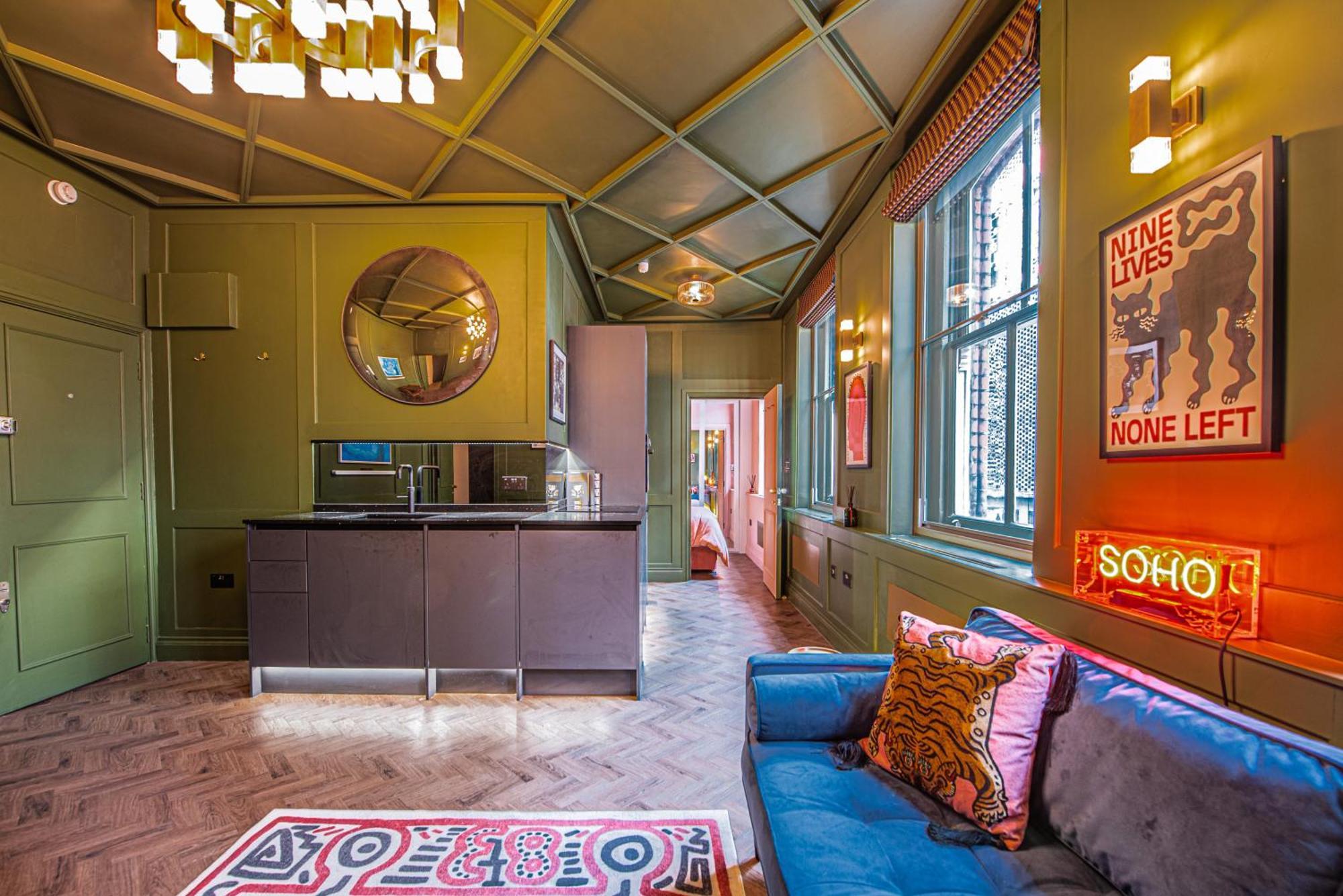 Stylish 2bed Flat Interiors Designed By Soho House * Londra